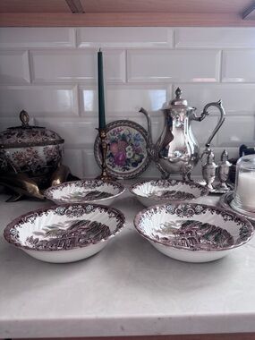 Vintage Johnson Bros Heritage Hall England Soup&Cereal Bowl Set of 4
